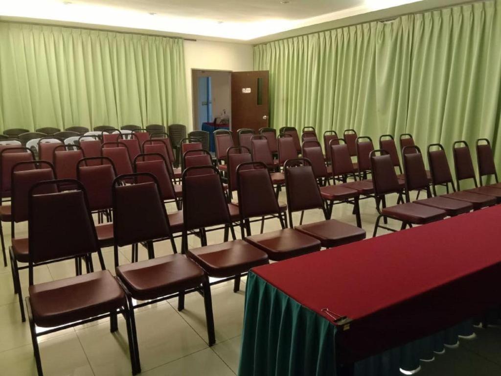 G Six Hotel Sitiawan Eksteriør bilde
