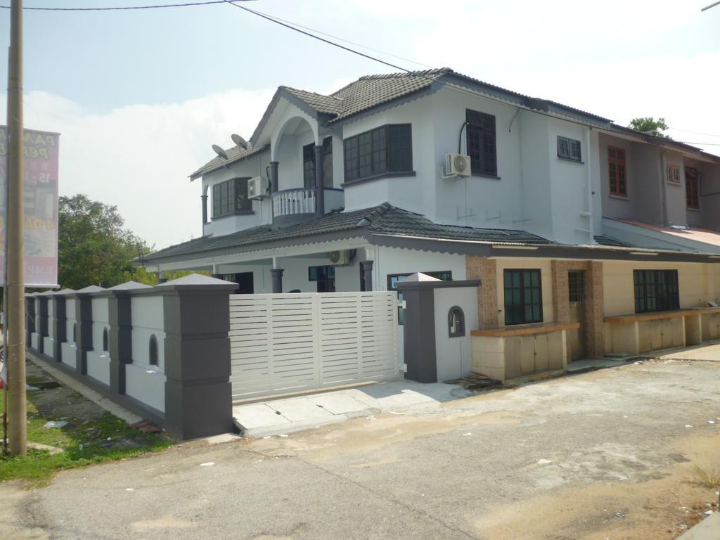 G Six Hotel Sitiawan Eksteriør bilde